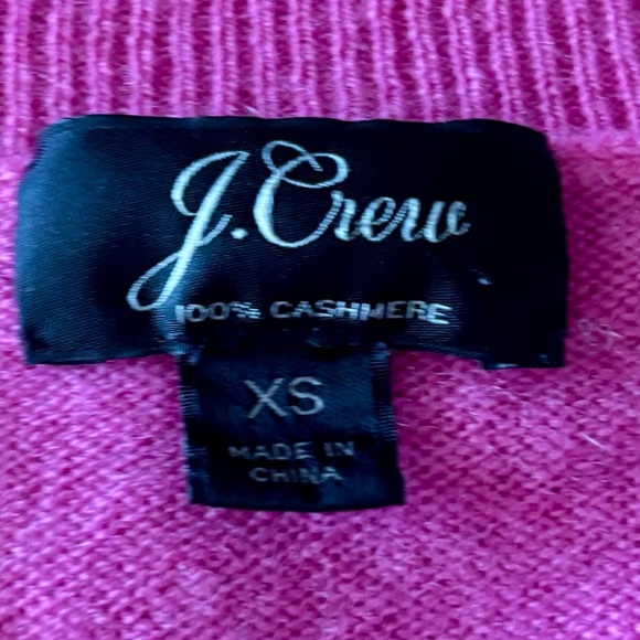 J. Crew XS Vibrant Pink Crew Neck Sweater 100 percent cashmere - Picture 2 of 9